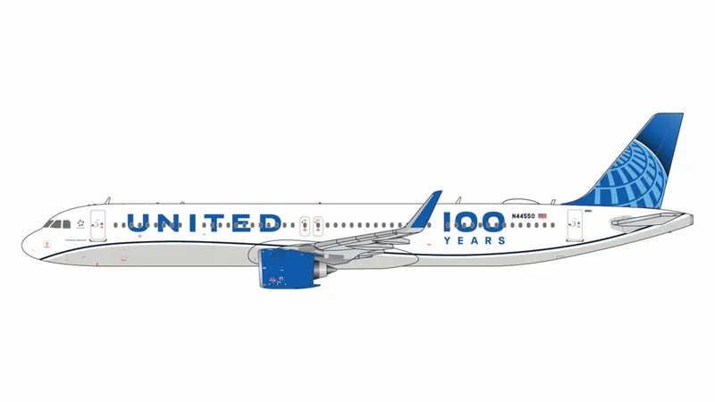 GJUAL2424 GEMINI JETS United Airlines / ユナイテッド航空 